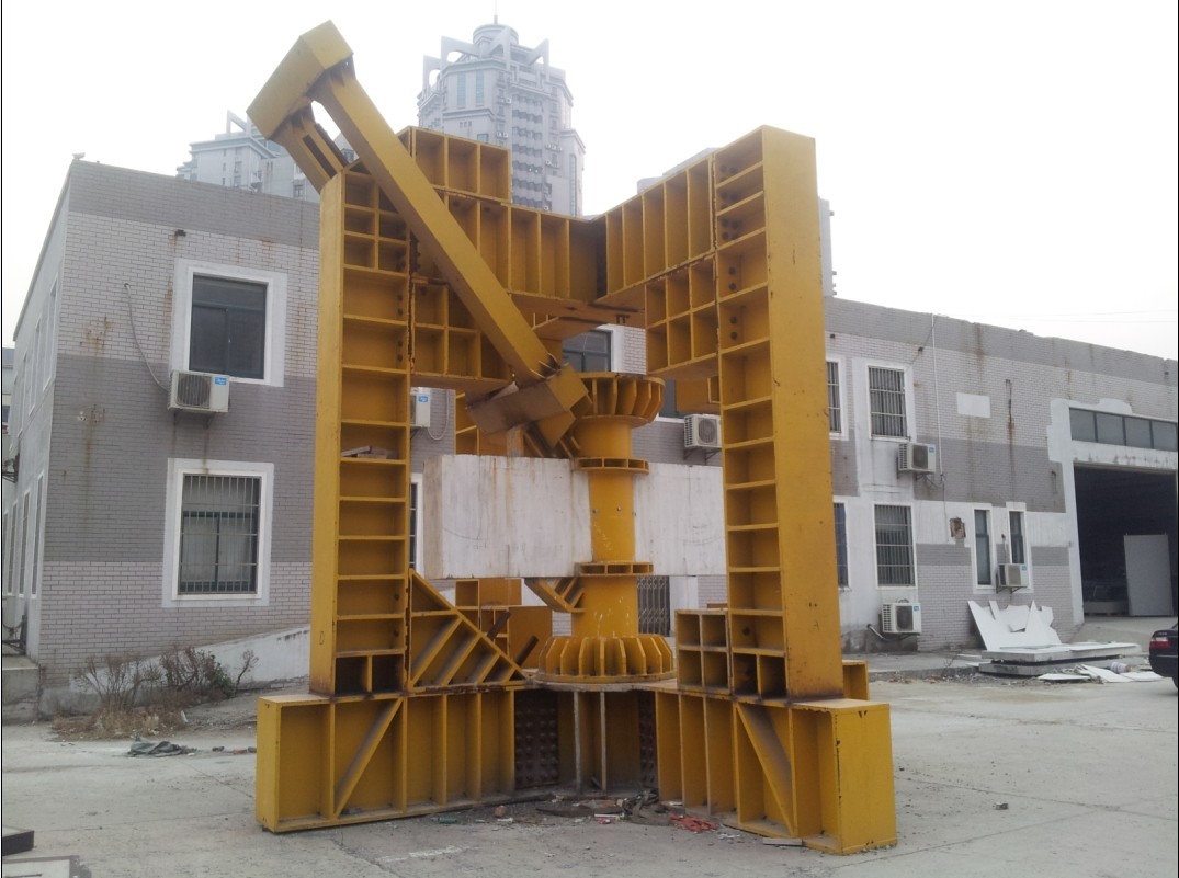 ���̰���